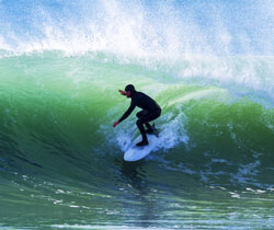 Leer surfen in Raglan